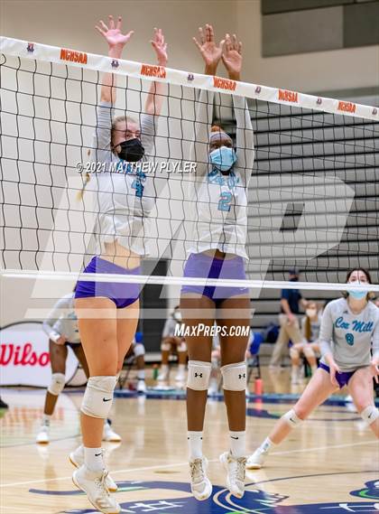Thumbnail 3 in Cox Mill vs. D.H. Conley (NCHSAA 3A Final) (1 of 2 - the game) photogallery.