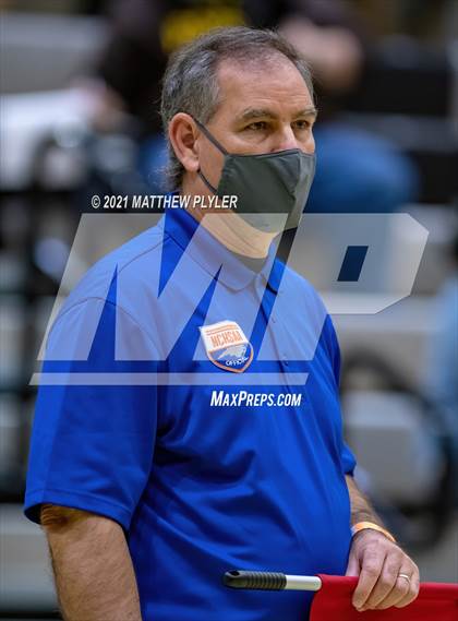 Thumbnail 2 in Cox Mill vs. D.H. Conley (NCHSAA 3A Final) (1 of 2 - the game) photogallery.
