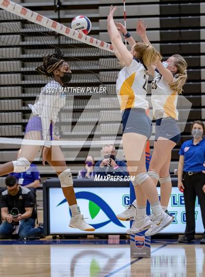 Thumbnail 1 in Cox Mill vs. D.H. Conley (NCHSAA 3A Final) (1 of 2 - the game) photogallery.