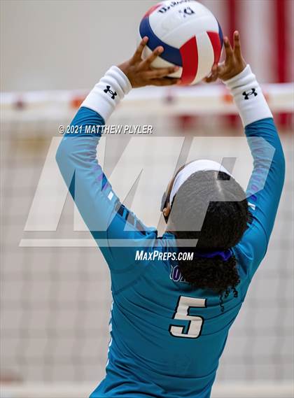 Thumbnail 1 in Cox Mill vs. D.H. Conley (NCHSAA 3A Final) (1 of 2 - the game) photogallery.