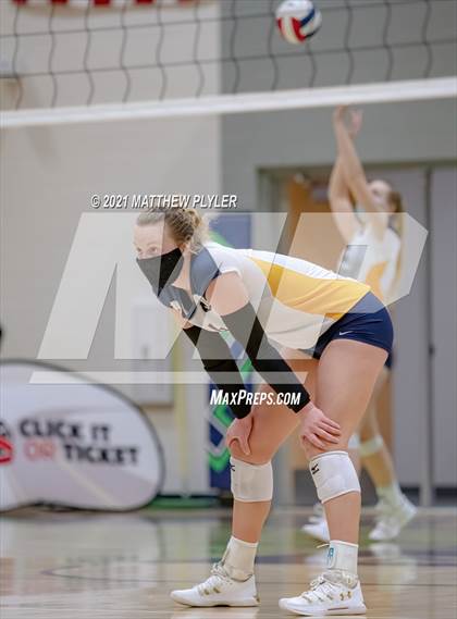 Thumbnail 1 in Cox Mill vs. D.H. Conley (NCHSAA 3A Final) (1 of 2 - the game) photogallery.
