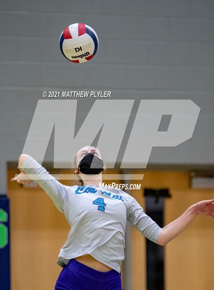 Thumbnail 3 in Cox Mill vs. D.H. Conley (NCHSAA 3A Final) (1 of 2 - the game) photogallery.