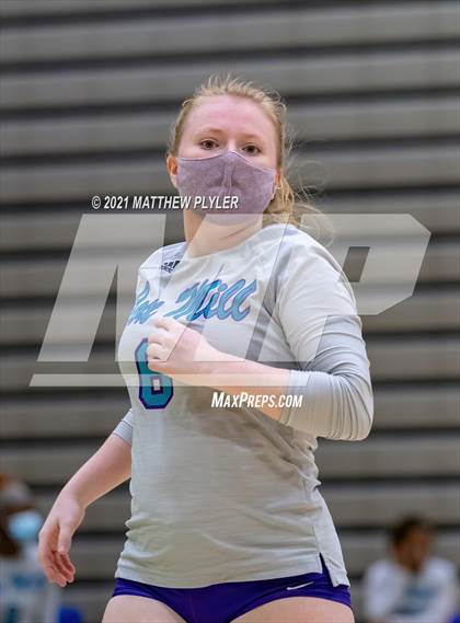 Thumbnail 1 in Cox Mill vs. D.H. Conley (NCHSAA 3A Final) (1 of 2 - the game) photogallery.