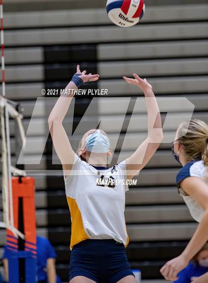 Thumbnail 1 in Cox Mill vs. D.H. Conley (NCHSAA 3A Final) (1 of 2 - the game) photogallery.