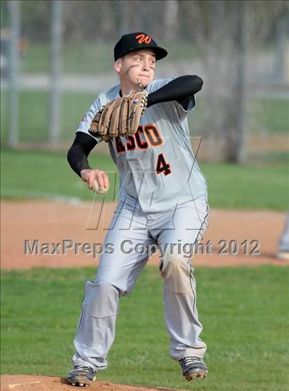 Thumbnail 1 in Wasco @ Tehachapi photogallery.