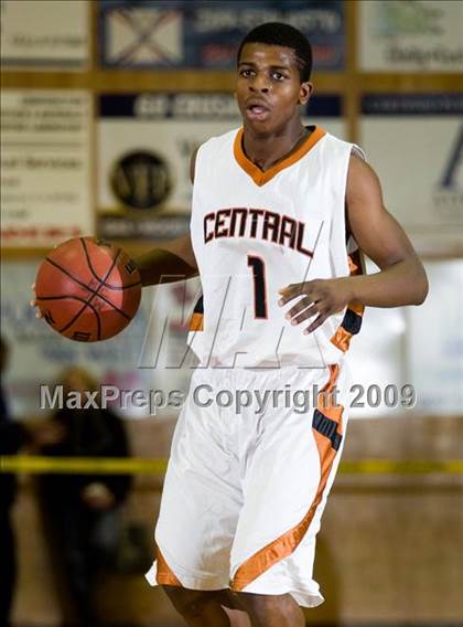 Thumbnail 1 in Turlock vs. Central (Modesto Christian Holiday Hoops)  photogallery.