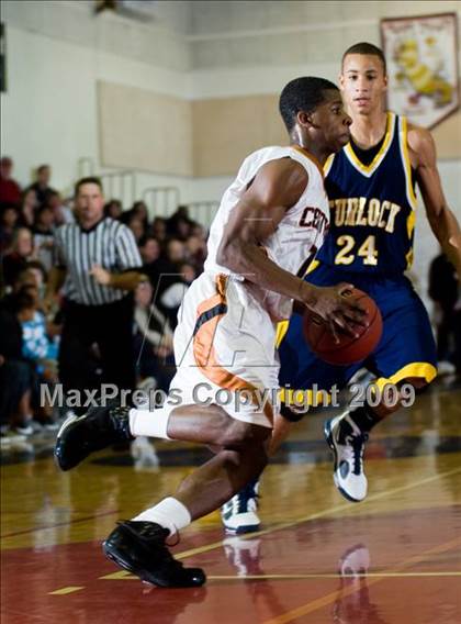 Thumbnail 1 in Turlock vs. Central (Modesto Christian Holiday Hoops)  photogallery.
