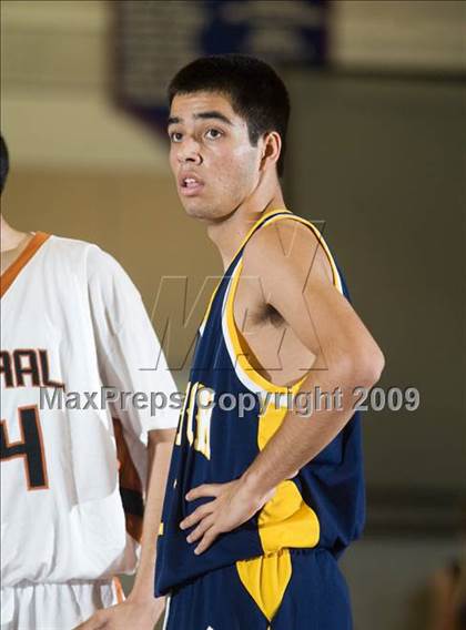 Thumbnail 2 in Turlock vs. Central (Modesto Christian Holiday Hoops)  photogallery.