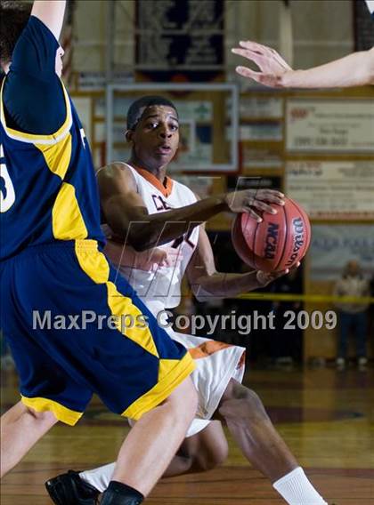Thumbnail 2 in Turlock vs. Central (Modesto Christian Holiday Hoops)  photogallery.