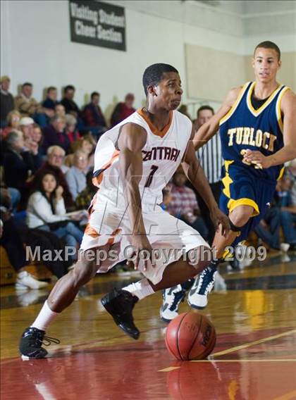 Thumbnail 3 in Turlock vs. Central (Modesto Christian Holiday Hoops)  photogallery.