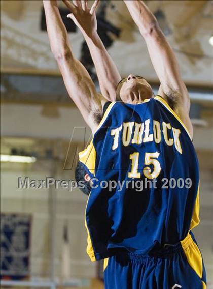 Thumbnail 3 in Turlock vs. Central (Modesto Christian Holiday Hoops)  photogallery.