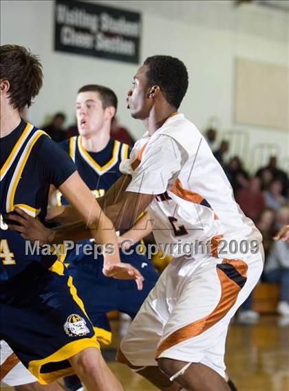 Thumbnail 2 in Turlock vs. Central (Modesto Christian Holiday Hoops)  photogallery.