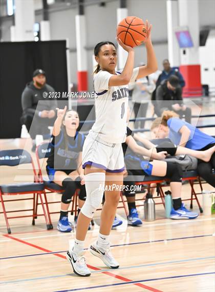 Thumbnail 3 in Mesquite vs. St. Anthony (Nike Tournament of Champions) photogallery.