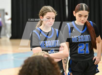 Thumbnail 3 in Mesquite vs. St. Anthony (Nike Tournament of Champions) photogallery.
