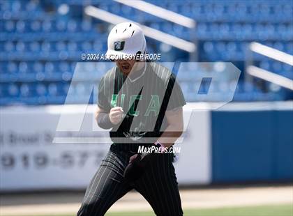 Thumbnail 3 in Uwharrie Charter vs Northside - Pinetown (NCSHAA 1A Championship) photogallery.