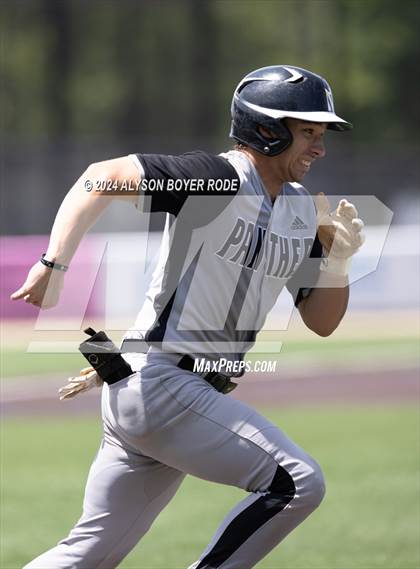 Thumbnail 1 in Uwharrie Charter vs Northside - Pinetown (NCSHAA 1A Championship) photogallery.