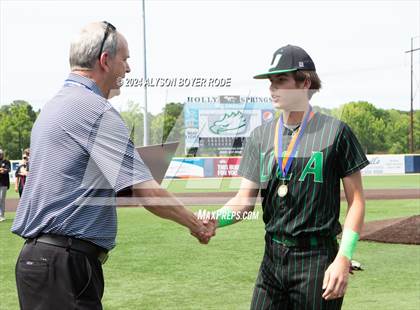 Thumbnail 2 in Uwharrie Charter vs Northside - Pinetown (NCSHAA 1A Championship) photogallery.
