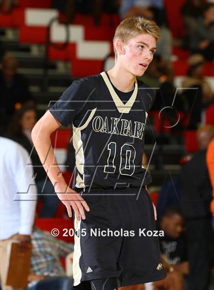 Thumbnail 3 in Oak Park vs. Redondo Union (Pacific Shores Tournament) photogallery.