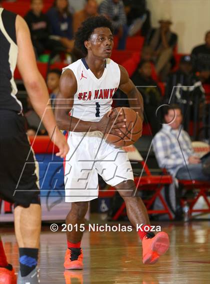 Thumbnail 2 in Oak Park vs. Redondo Union (Pacific Shores Tournament) photogallery.