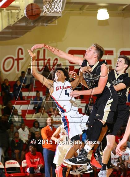 Thumbnail 1 in Oak Park vs. Redondo Union (Pacific Shores Tournament) photogallery.