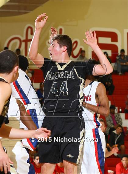 Thumbnail 3 in Oak Park vs. Redondo Union (Pacific Shores Tournament) photogallery.