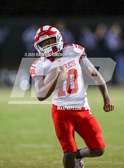 Thumbnail 3 in Tavares @ East Ridge photogallery.