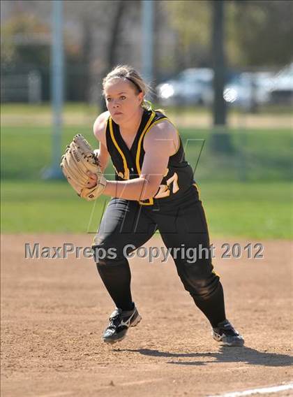 Thumbnail 3 in Del Campo vs. Del Oro (Victory Pre-Season T.O.C.) photogallery.