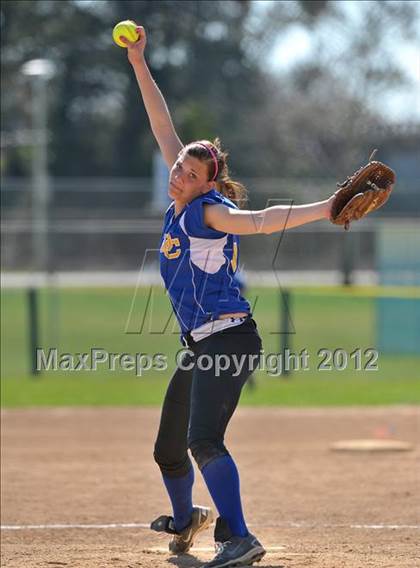 Thumbnail 1 in Del Campo vs. Del Oro (Victory Pre-Season T.O.C.) photogallery.