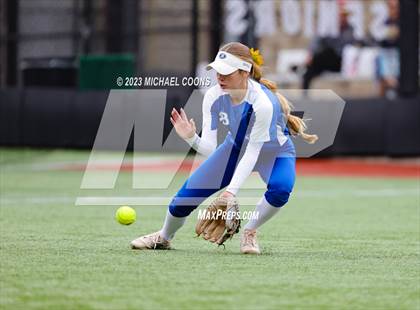 Thumbnail 2 in Rancho Bernardo @ Oaks Christian (CIF SoCal Division 1 Semifinal) photogallery.