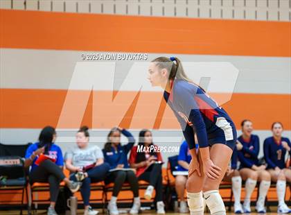Thumbnail 1 in Lovejoy vs. Allen photogallery.