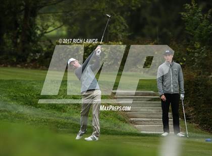 Thumbnail 2 in Servite Invitational photogallery.