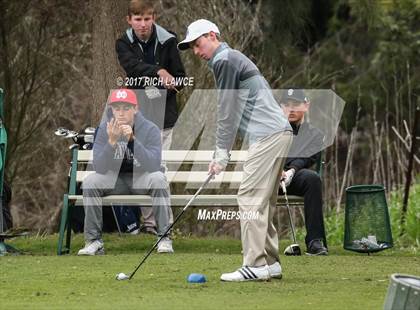 Thumbnail 2 in Servite Invitational photogallery.