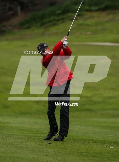 Thumbnail 3 in Servite Invitational photogallery.