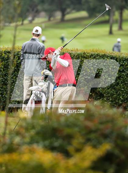 Thumbnail 1 in Servite Invitational photogallery.