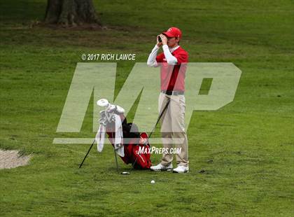 Thumbnail 2 in Servite Invitational photogallery.