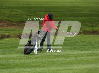Thumbnail 3 in Servite Invitational photogallery.