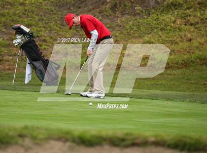 Thumbnail 1 in Servite Invitational photogallery.