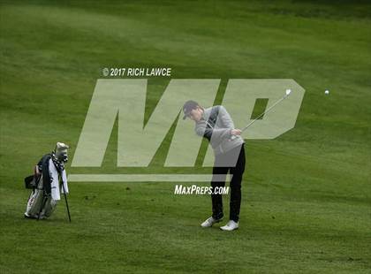 Thumbnail 3 in Servite Invitational photogallery.