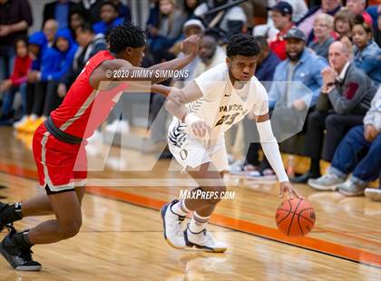 Thumbnail 3 in O'Fallon vs. Alton  (IHSA 4A Regional Semifinal) photogallery.