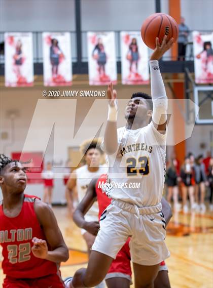Thumbnail 3 in O'Fallon vs. Alton  (IHSA 4A Regional Semifinal) photogallery.
