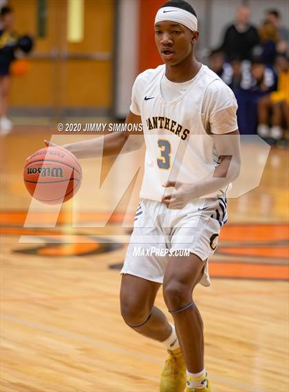 Thumbnail 1 in O'Fallon vs. Alton  (IHSA 4A Regional Semifinal) photogallery.