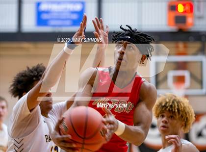 Thumbnail 3 in O'Fallon vs. Alton  (IHSA 4A Regional Semifinal) photogallery.