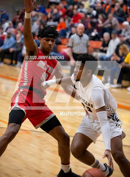 Thumbnail 1 in O'Fallon vs. Alton  (IHSA 4A Regional Semifinal) photogallery.