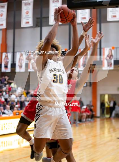 Thumbnail 3 in O'Fallon vs. Alton  (IHSA 4A Regional Semifinal) photogallery.