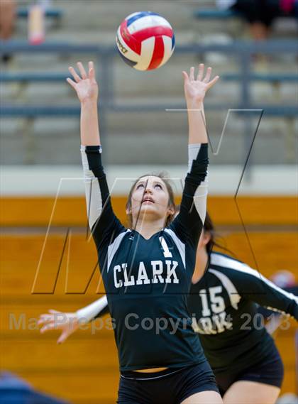 Thumbnail 2 in Clark vs. Warren photogallery.
