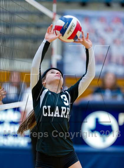 Thumbnail 1 in Clark vs. Warren photogallery.