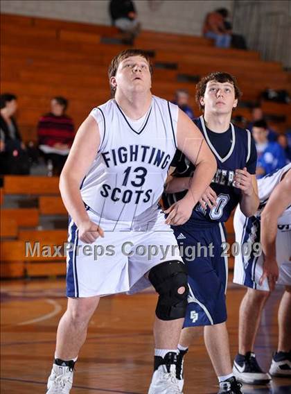 Thumbnail 1 in College Park vs Rim of the World (MaxPreps Holiday Classic) photogallery.