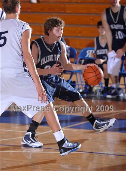 Thumbnail 3 in College Park vs Rim of the World (MaxPreps Holiday Classic) photogallery.