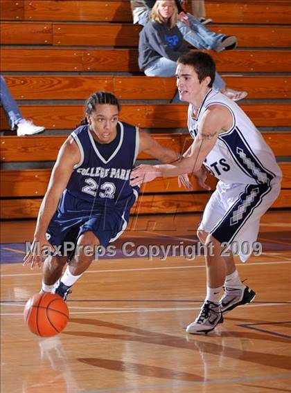 Thumbnail 1 in College Park vs Rim of the World (MaxPreps Holiday Classic) photogallery.