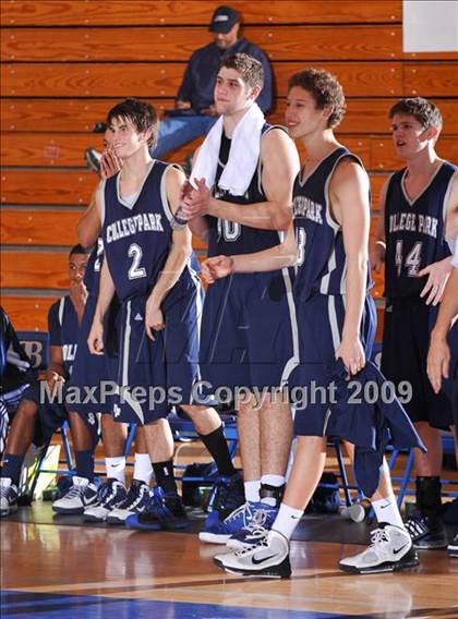 Thumbnail 2 in College Park vs Rim of the World (MaxPreps Holiday Classic) photogallery.